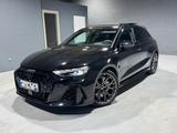 Audi RS3 RS 3 Sportback 2.5 294 kW TFSI quattro - Audi RS3 mit Benzin-Antrieb: Kombi, 2.5