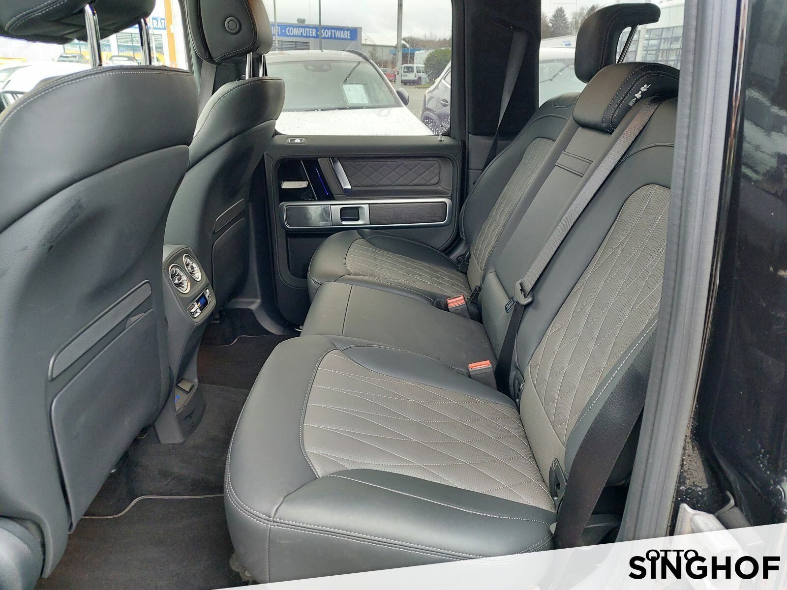 Fahrzeugabbildung Mercedes-Benz G 450 d AMG +Superior+Night+AHK+dyn.LED+360°+20"