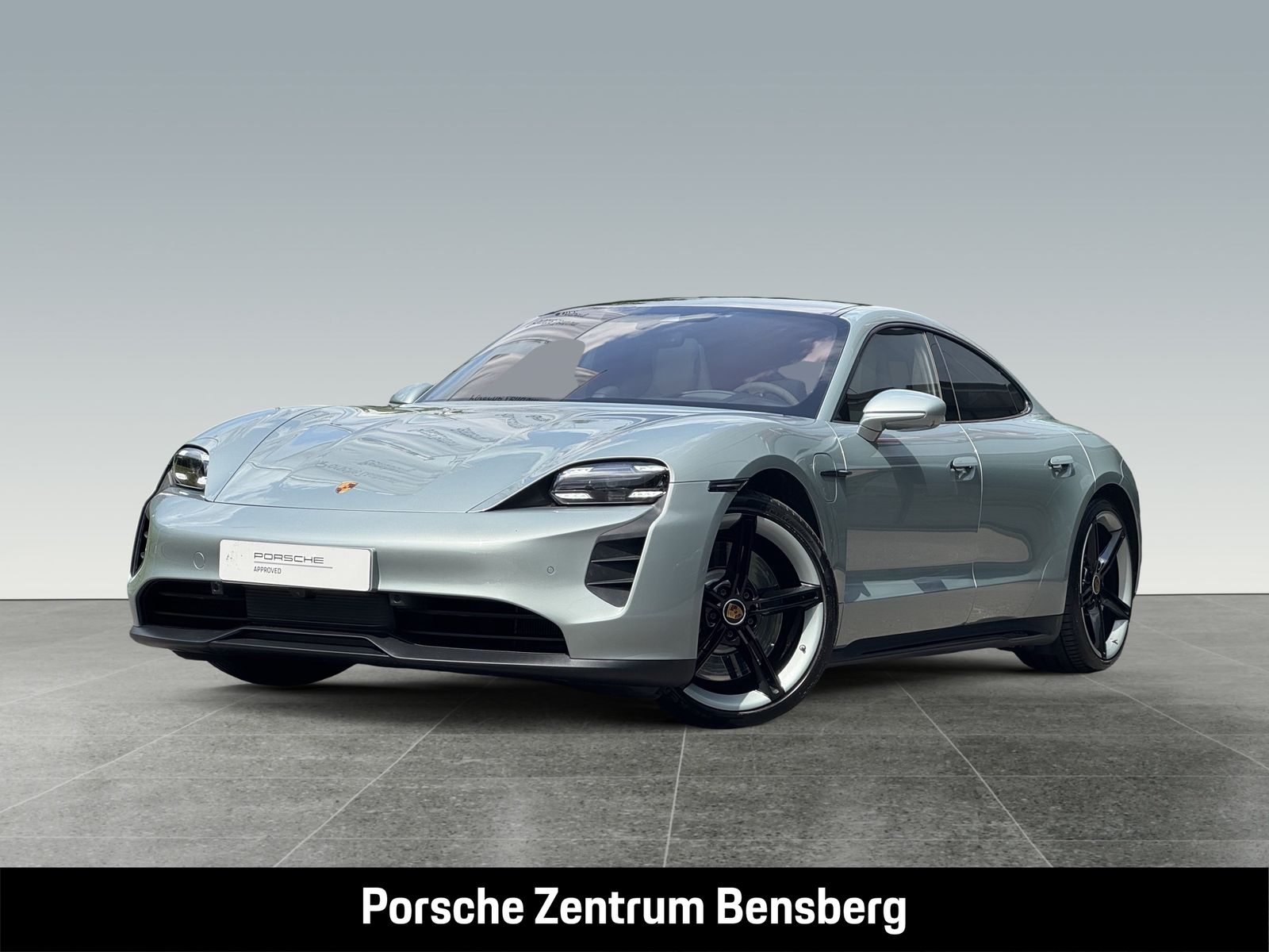 PORSCHE Taycan GTS