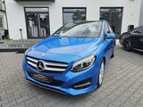 Mercedes-Benz B 250 Urban LEDER NAVI PANO.LED KAMERA 1.HAND - blaue Mercedes-Benz B 250