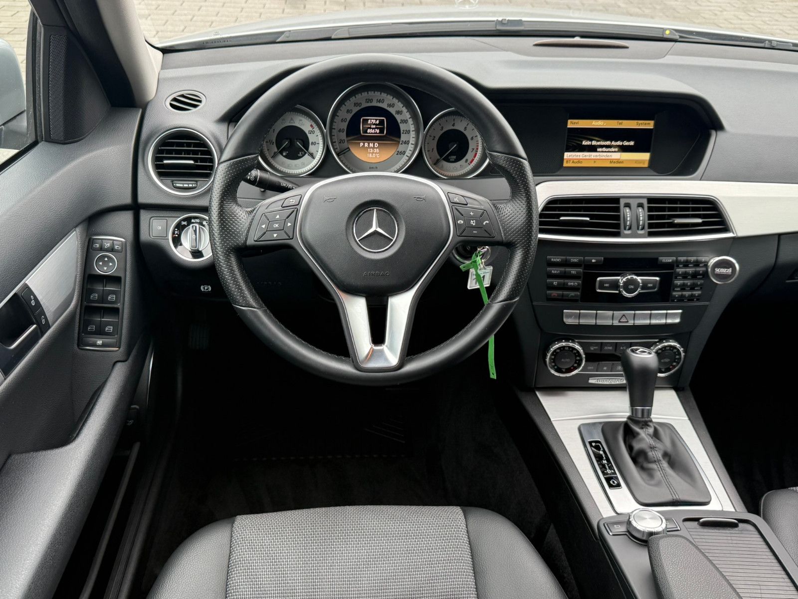 Fahrzeugabbildung Mercedes-Benz C 180 C -Klasse Lim. C 180 CGI BlueEfficiency