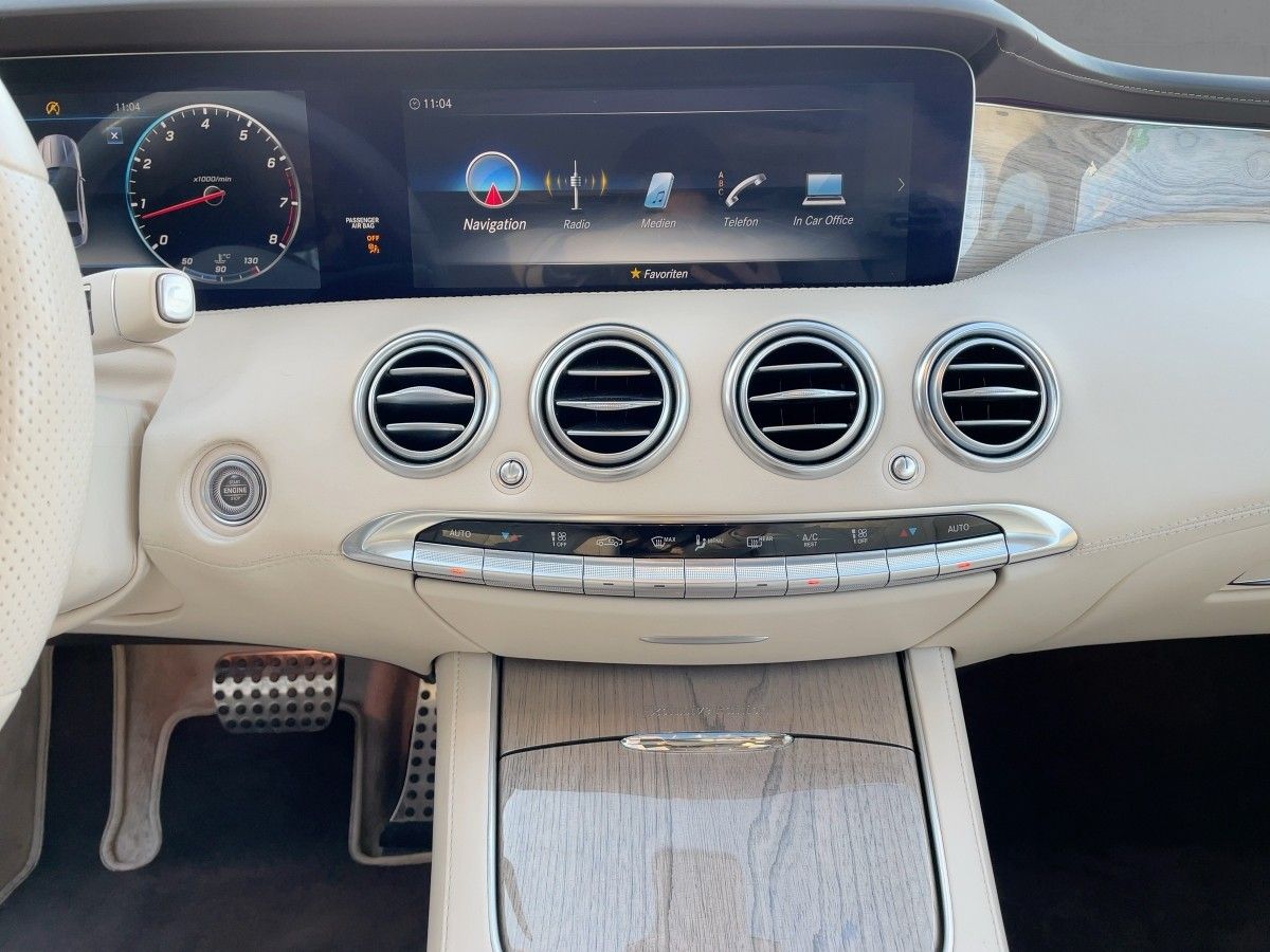 Fahrzeugabbildung Mercedes-Benz S 560 4M Coupe AMG-Unikat-einzigartige Farbkombi