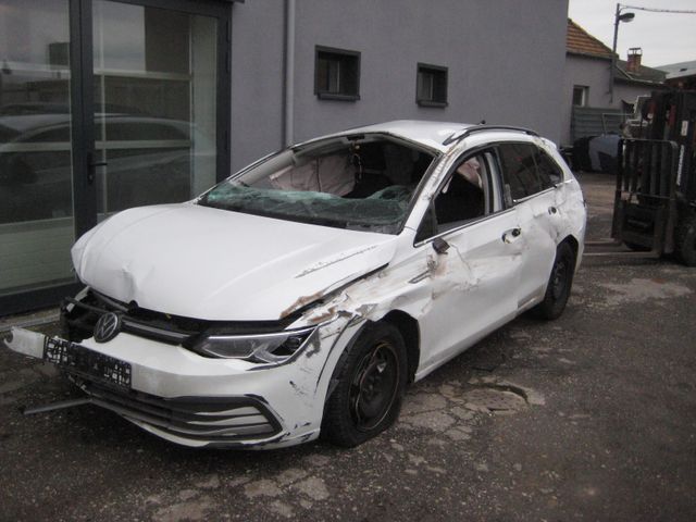 Volkswagen Golf 2.0 TDI SCR DSG Style Variant