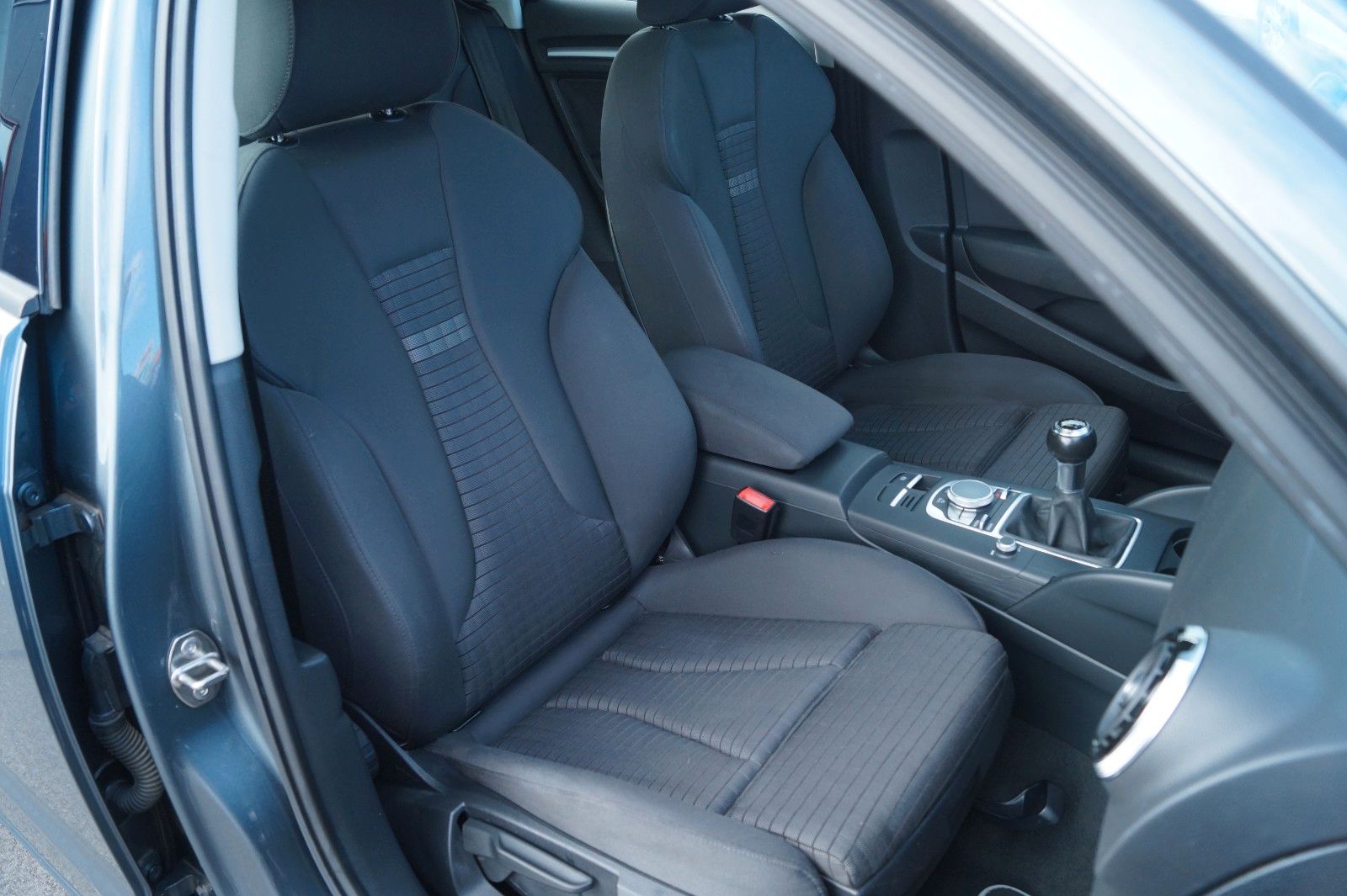 Fahrzeugabbildung Audi A3 Sportback ambition *TÜV & Inspektion neu