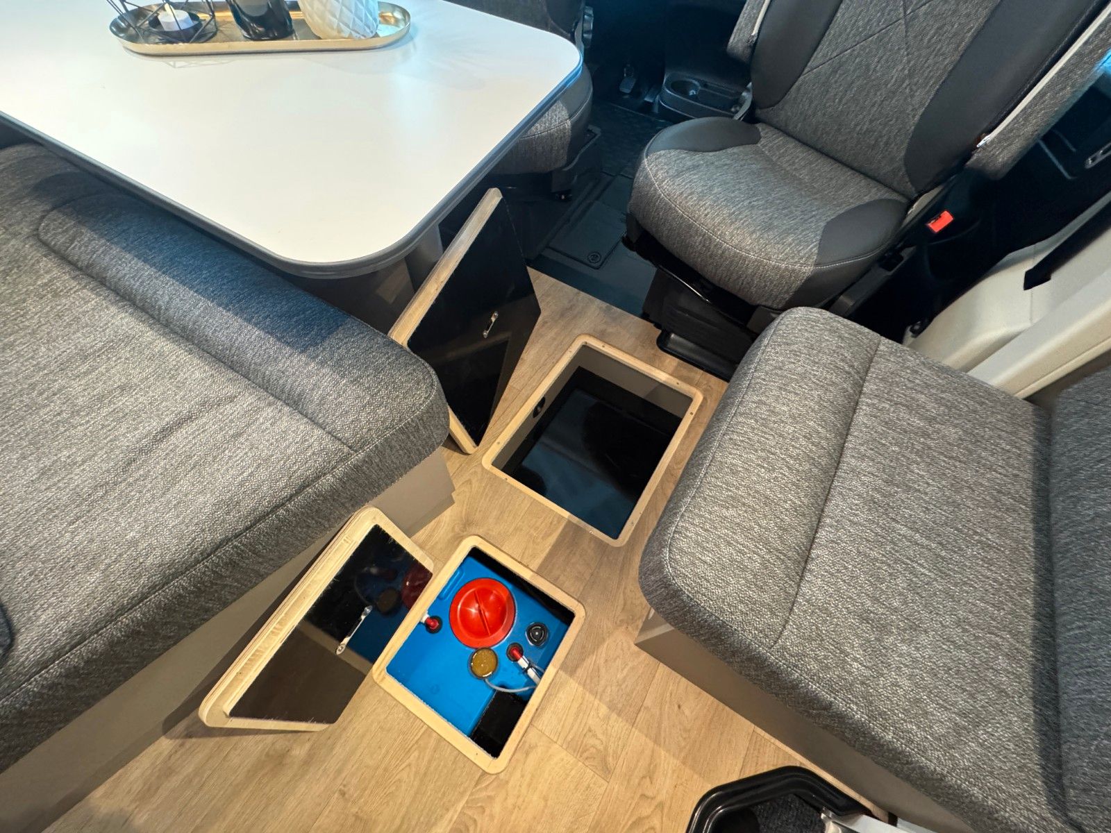 Fahrzeugabbildung Bürstner Campeo TD 690 G SIE SPAREN 14.519 €!
