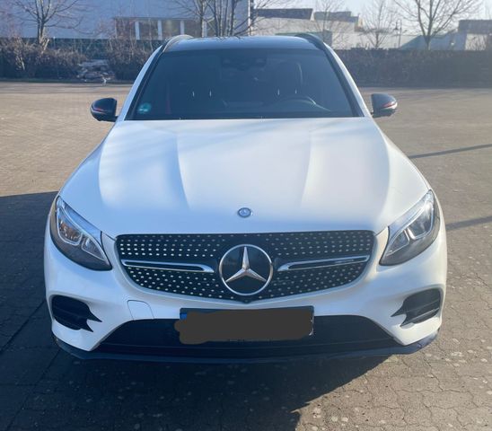 MERCEDES-BENZ GLC 43 AMG Mercedes-AMG GLC 43 4MATIC Autom....
