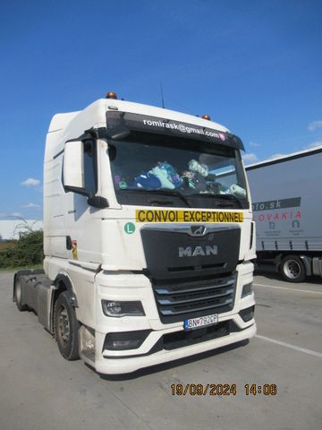 MAN TGX Mega 18.500 XL,2 tanks,Retarder