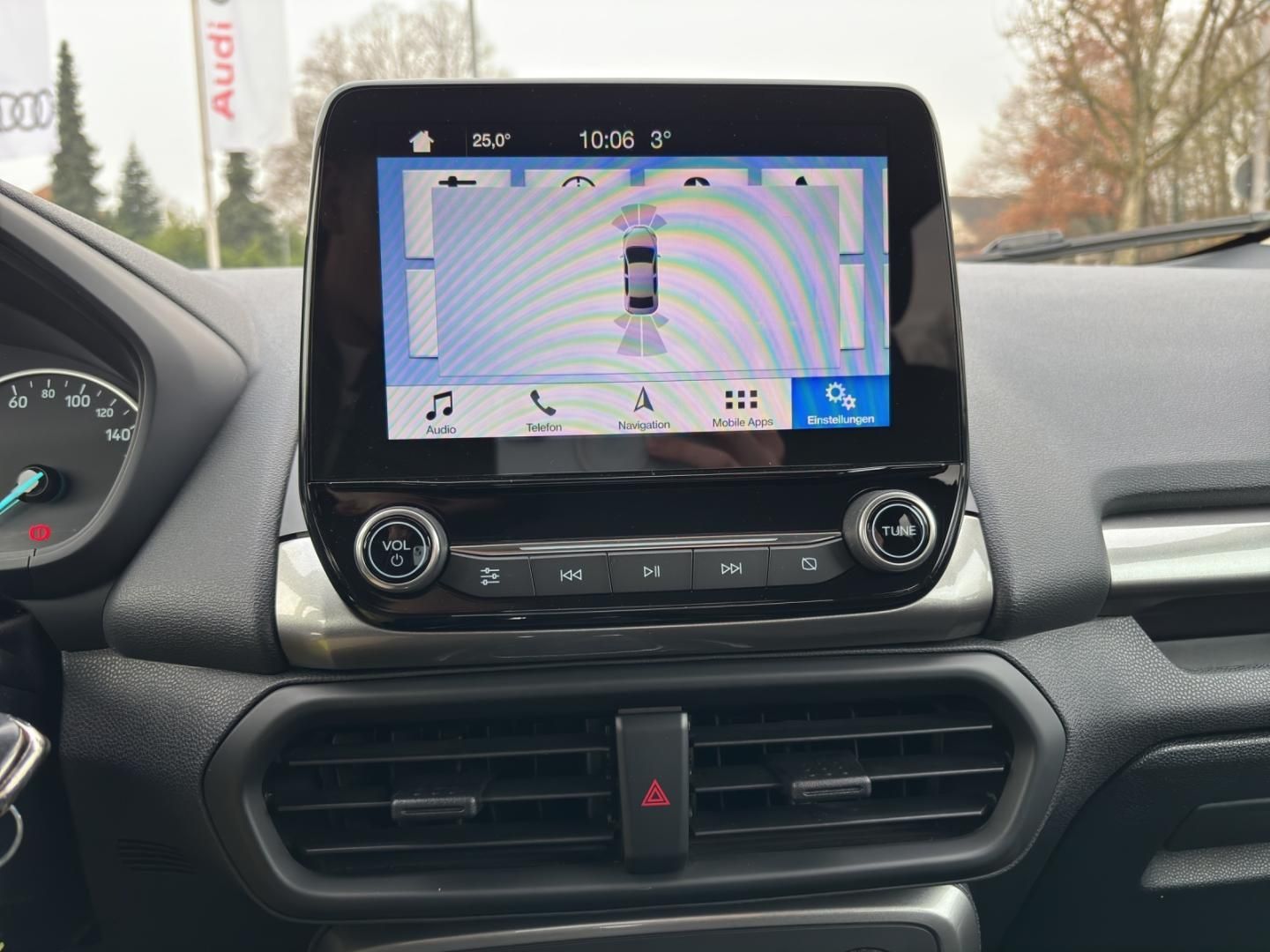 Fahrzeugabbildung Ford EcoSport 1.0 EcoBoost Cool & Connect Navi,SHZ,LM