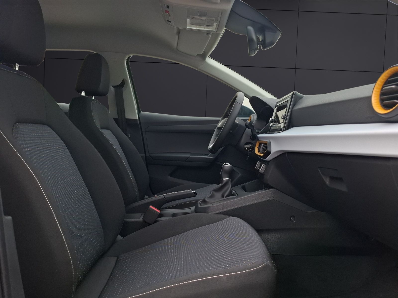 Fahrzeugabbildung SEAT Ibiza TSI Style LED AppConnect GRA VC PDC SHZ Kl
