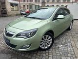 Opel Astra J Lim. 5-trg. Scheckheft 1. Hand TOP - Opel Astra aus 2011: J