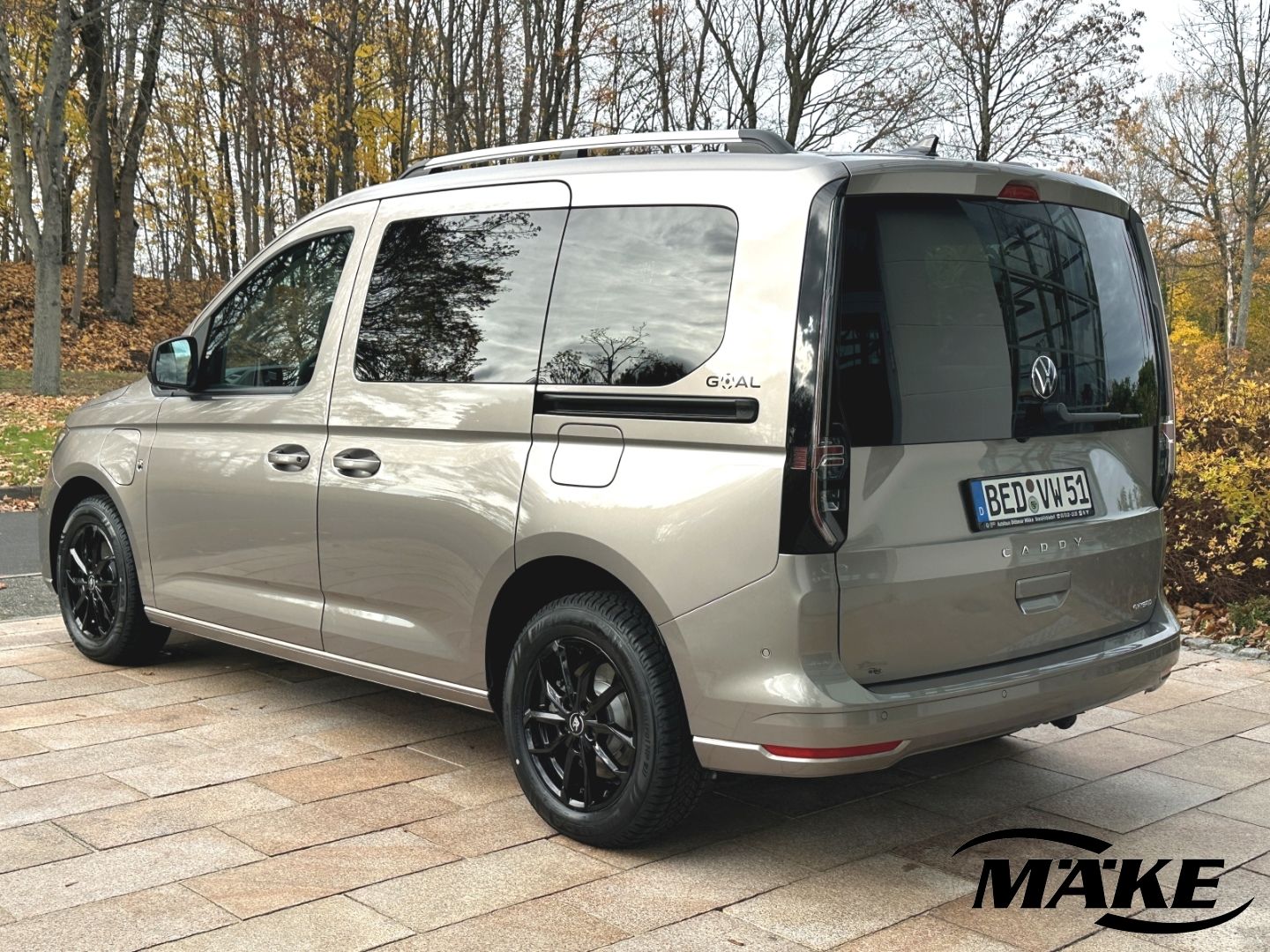 Caddy Goal 1.5 eHybrid DSG AHZV LED ACC RFK NAV