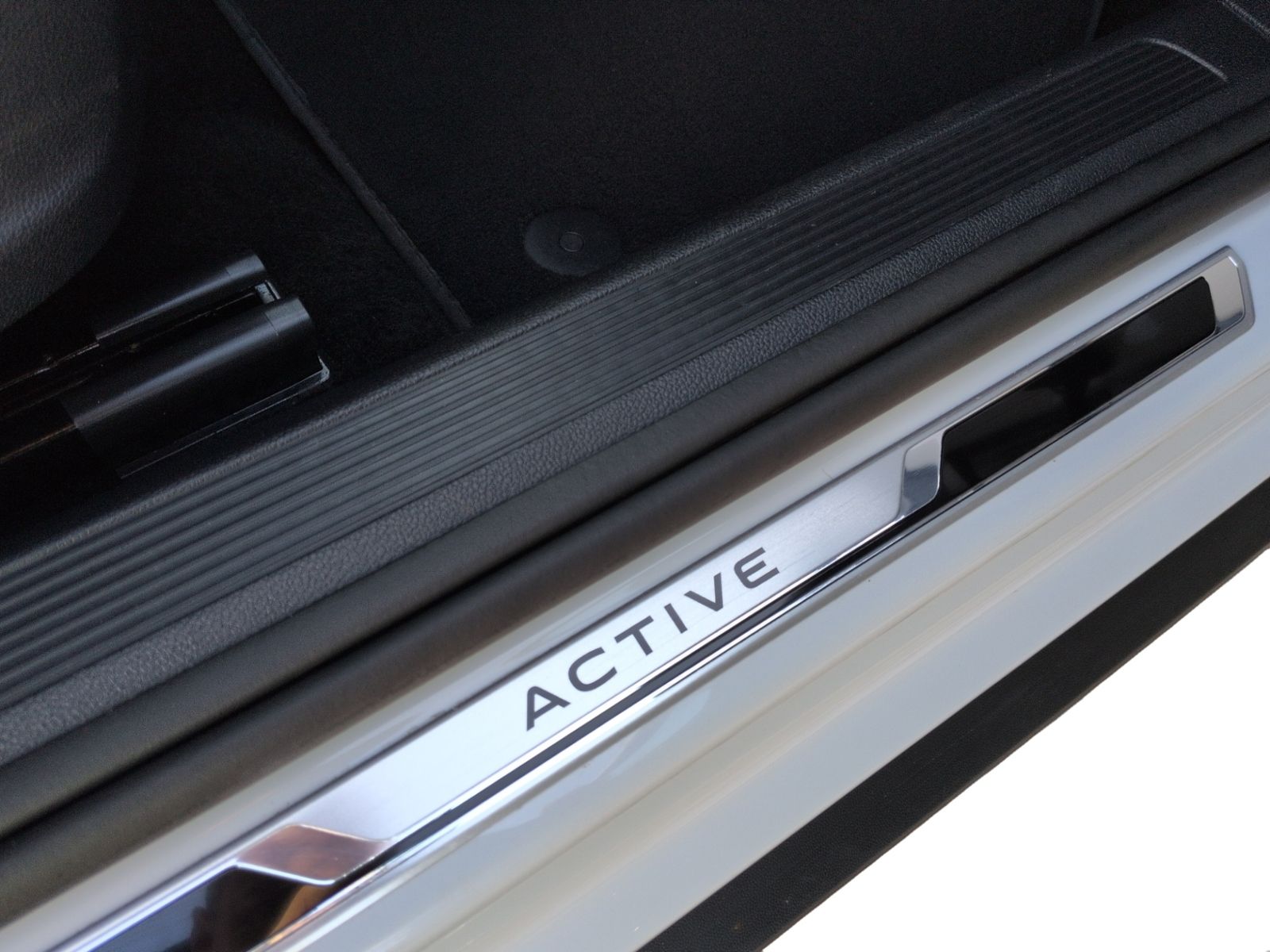 T-Roc 2.0 TDI Active Fahrschulwagen KAMERA+AHK