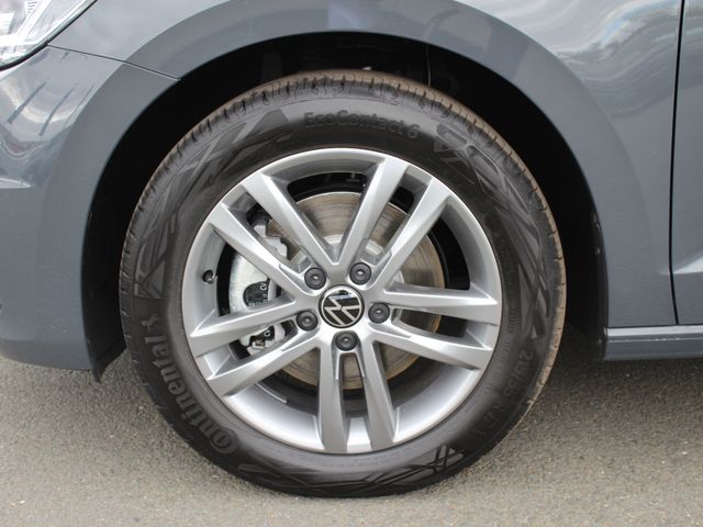 Touran 1.5 TSI DSG*Navi*el.Heckkl.*5J.Garantie