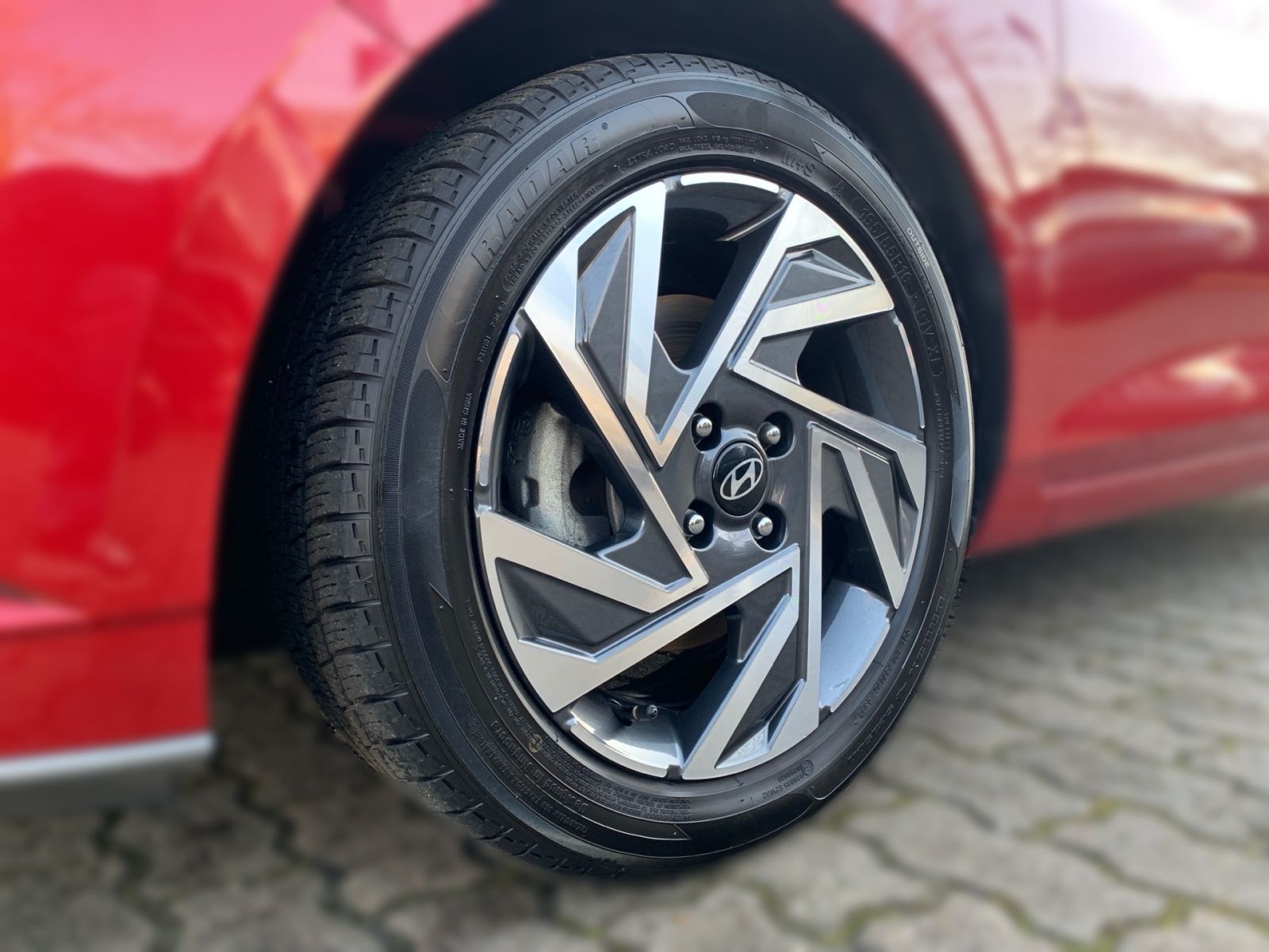 Fahrzeugabbildung Hyundai i20 1.0 T-GDI 7-DCT Trend Navi Allwetter