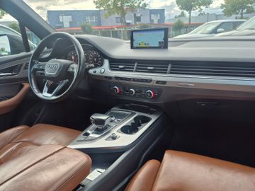 Audi Q7 - 9