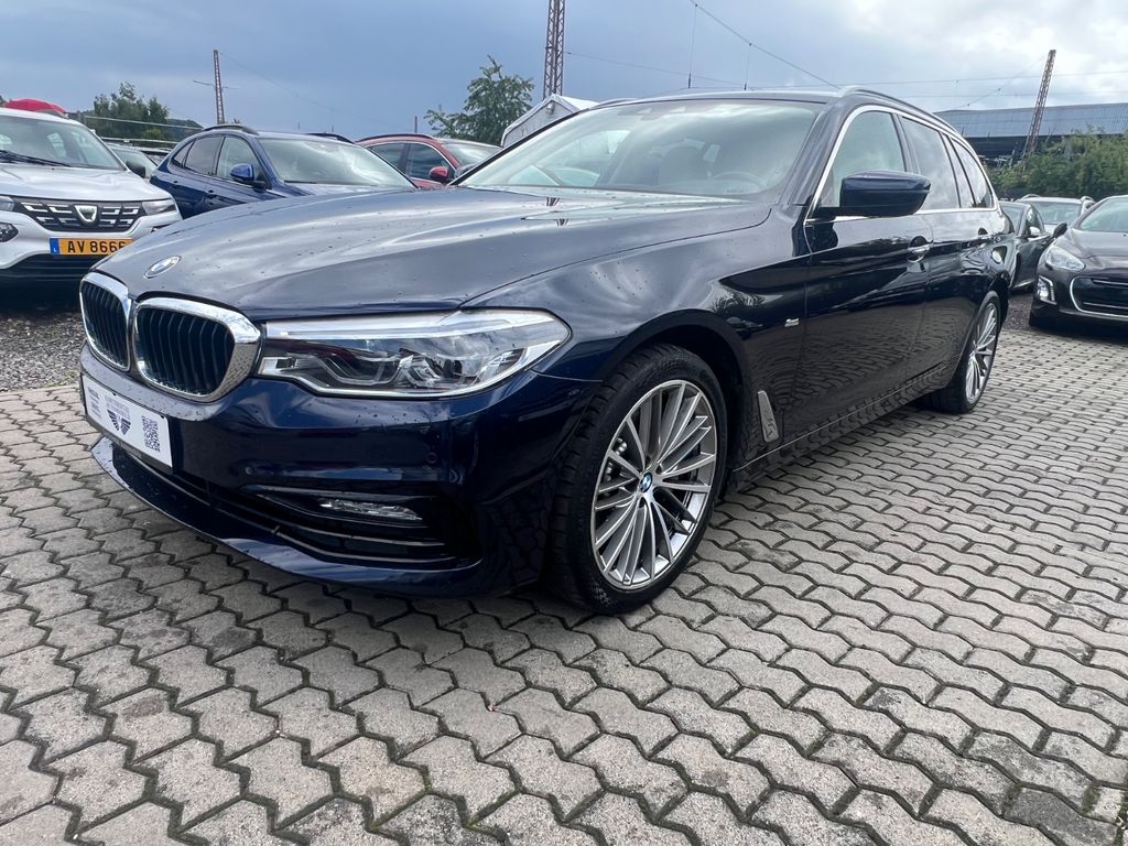 BMW 530 Baureihe 5 Touring 530 i xDrive Sport Line BMW 530 Baureihe 5 Touring 530 i xDrive Sport Line
