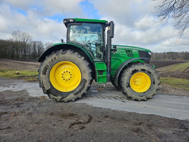 John Deere 6170R