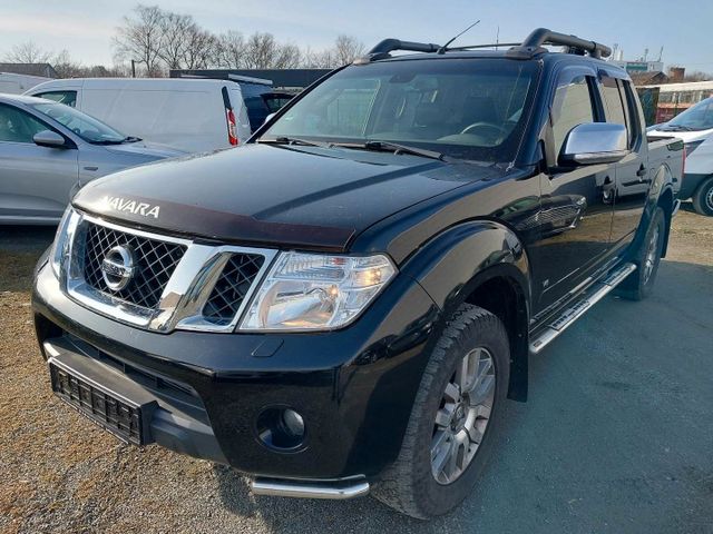 Nissan Navara Pickup Double Cab 3.0 DCi V6 4X4 1.Hand