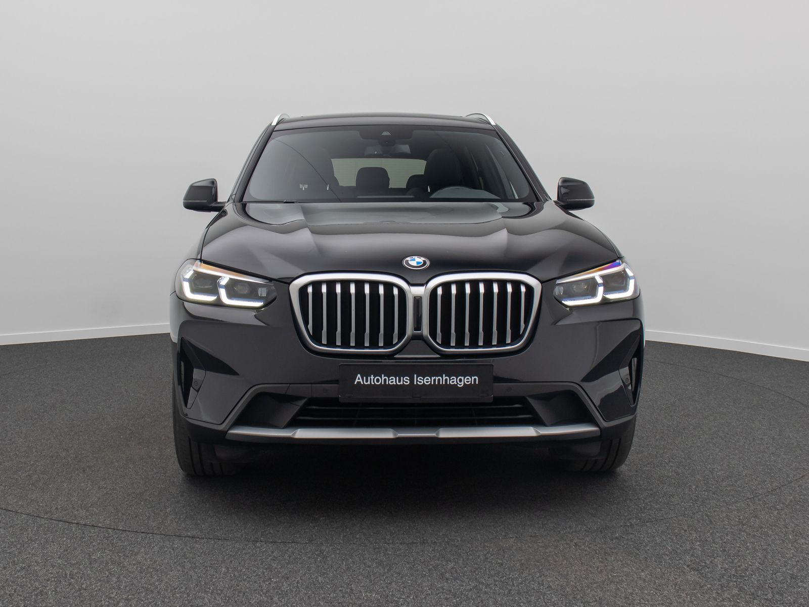 Fahrzeugabbildung BMW X3 xD30d Alarm HUD Laser DAB DisplKey 19"M Sport