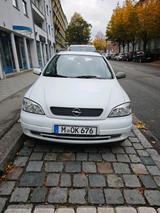 Opel Astra  Automatik - Opel Astra aus 2001: Kombi