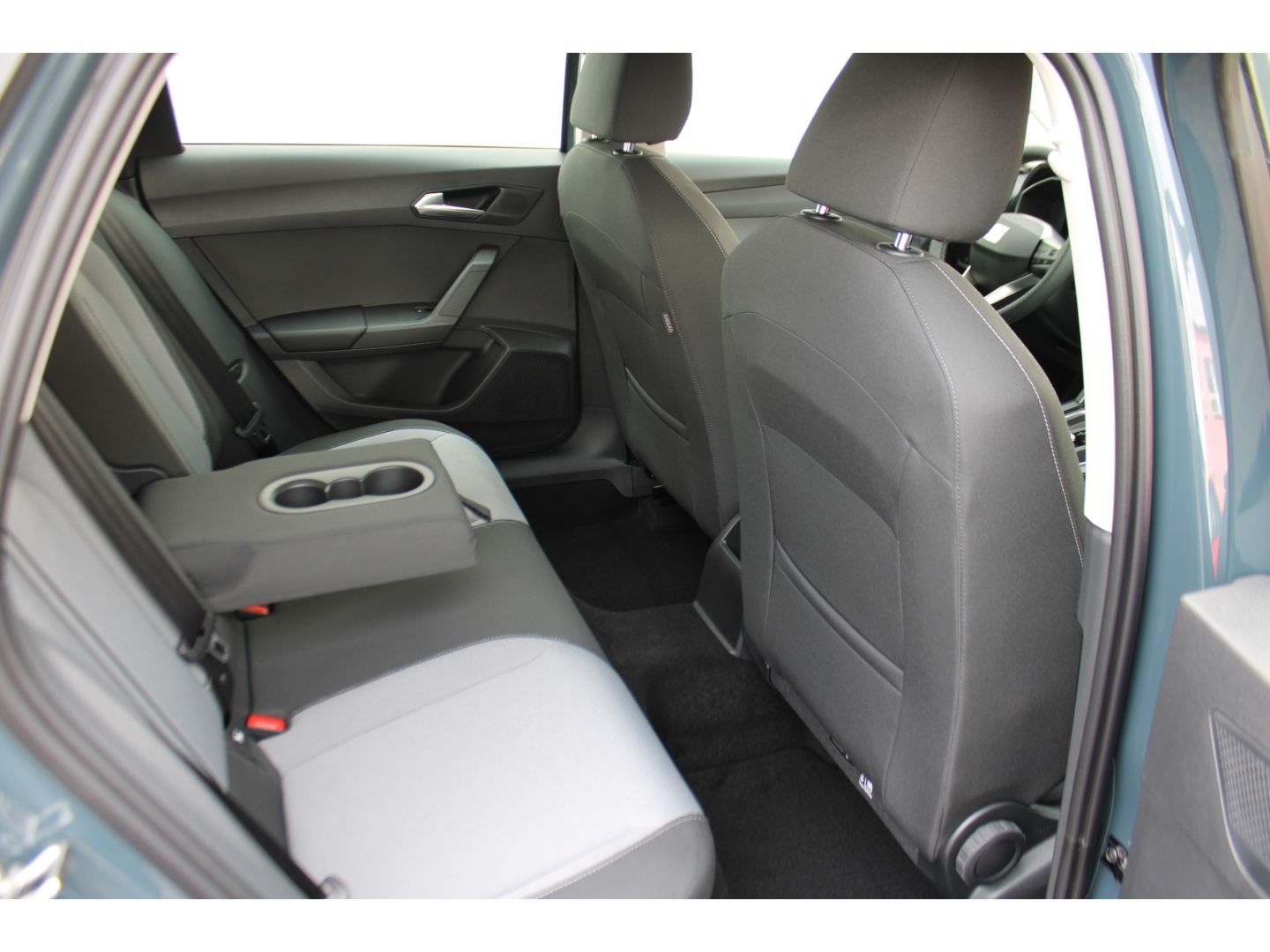 SEAT Leon 1.5 eTSI 110 kW Sportstourer Style DSG ACC - Image 10