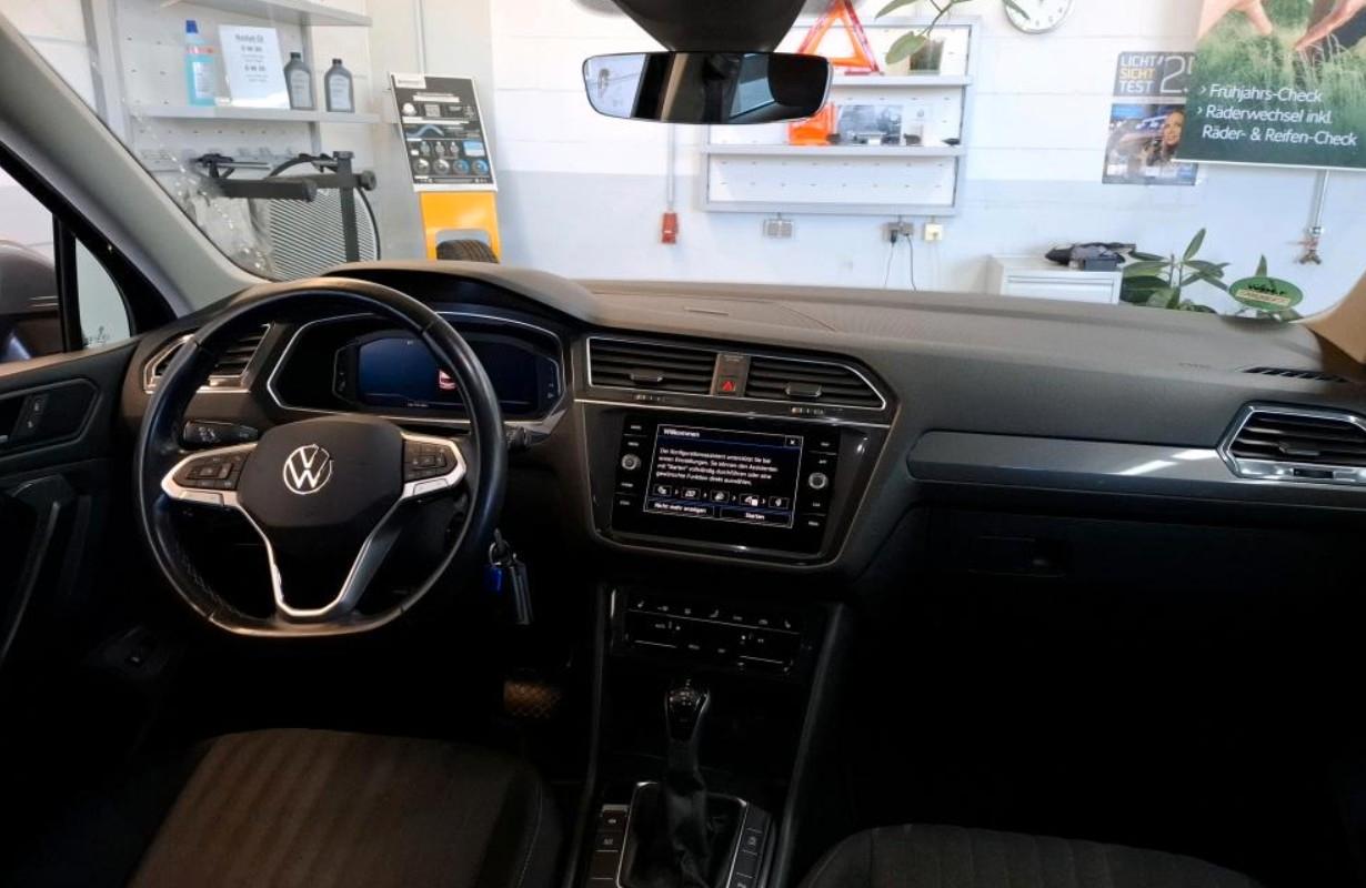 Volkswagen Tiguan Allspace 2.0 TDI Life LED Kamera ACC 20''
