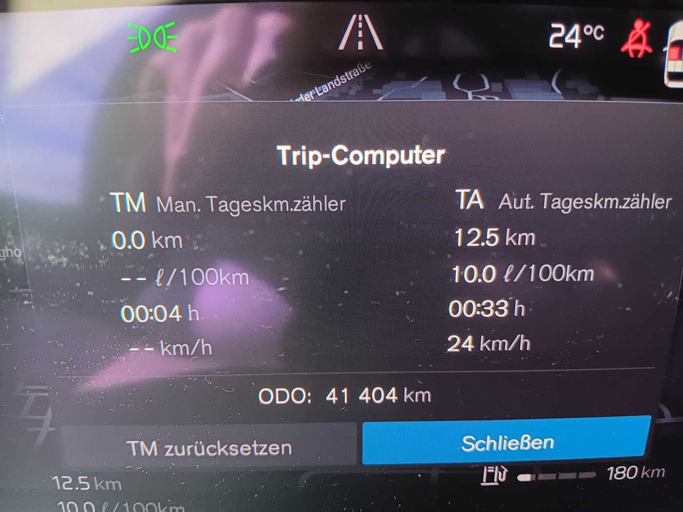 Fahrzeugabbildung Volvo XC60 B4 D 2WD R-Design 'AHK, ACC'