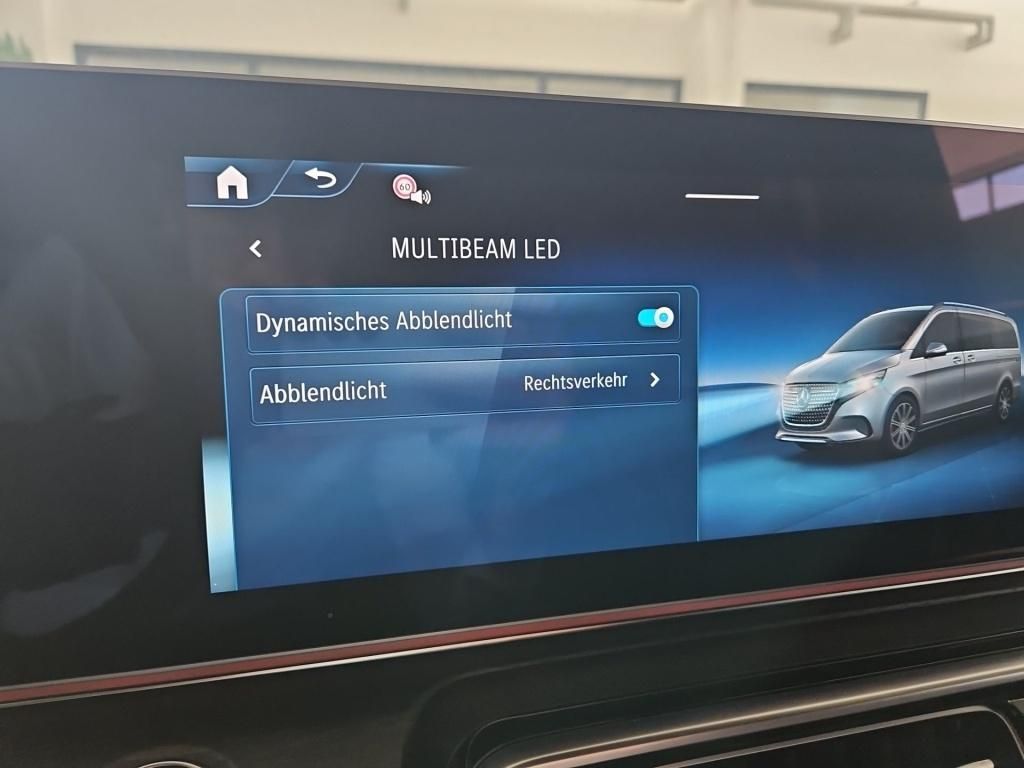 Fahrzeugabbildung Mercedes-Benz V 300 AVG extralang 8 Sitze STHZ ele.ST AMGFront