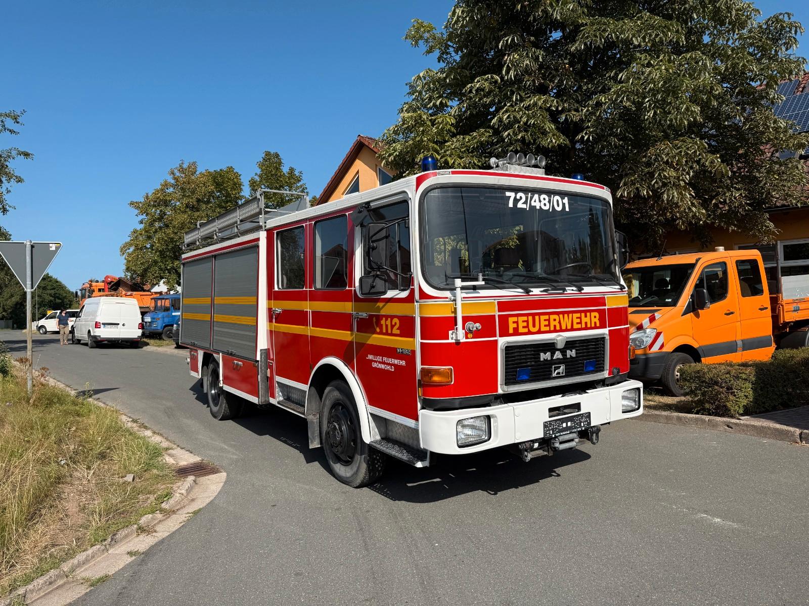 MAN 14.192 Feuerwehr 4x4 Wassertank+Pumpe