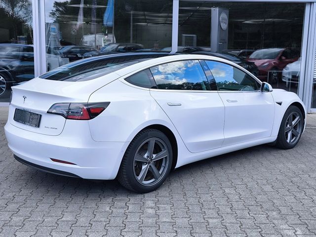 Fahrzeugabbildung Tesla Model 3 LR Dual AWD PANO+STDHZ+LED+KAM+NAVI+AHK+