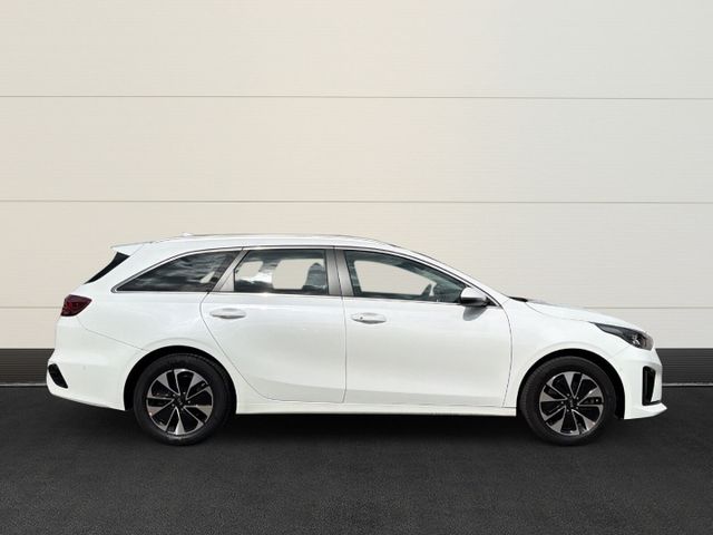 Kia Ceed Sportswagon PHEV Spirit ACCKameraLED And