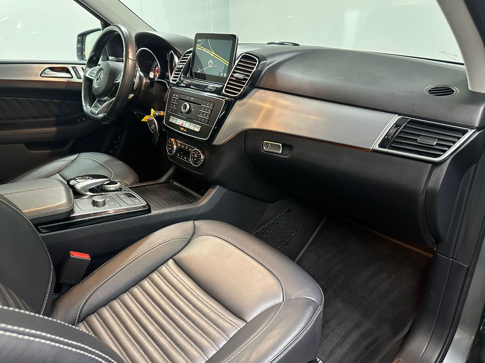Fahrzeugabbildung Mercedes-Benz GLE 500 4MATIC AMG*PANO*360*SDH*DISTRO*AHK*