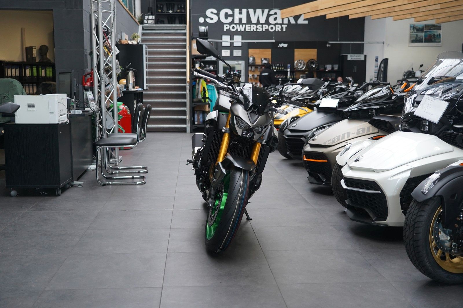 Fahrzeugabbildung Kawasaki Z900SE 2026 4 Jahre Garantie