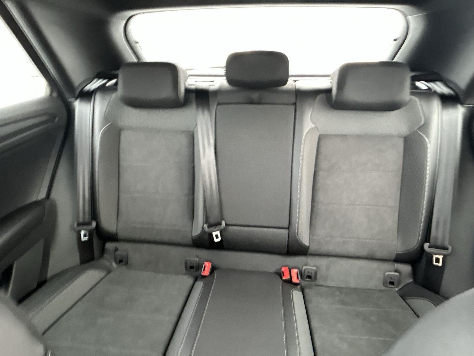 Volkswagen T-Roc 2.0 TDI DSG Style BlackStyle IQ.DRIVE AHK