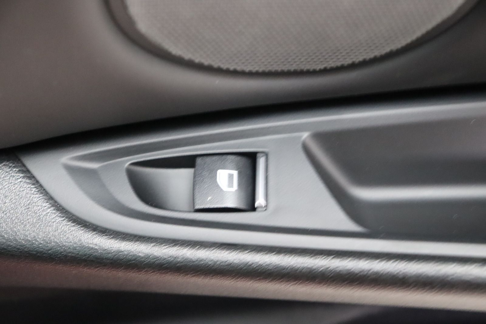 Fahrzeugabbildung BMW X6 M * HUD * LEDER * 360° Kamera