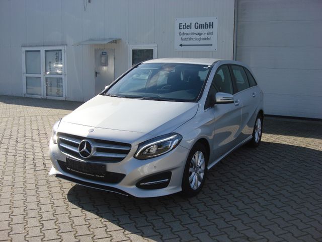 Mercedes-Benz B 200  Style 7G-DCT*1.Hand*LED*Kamera*Navi*SHZ*