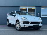 Porsche Cayenne S 4.8 V8 TÜV 09/27 - Porsche Cayenne: Allradantrieb