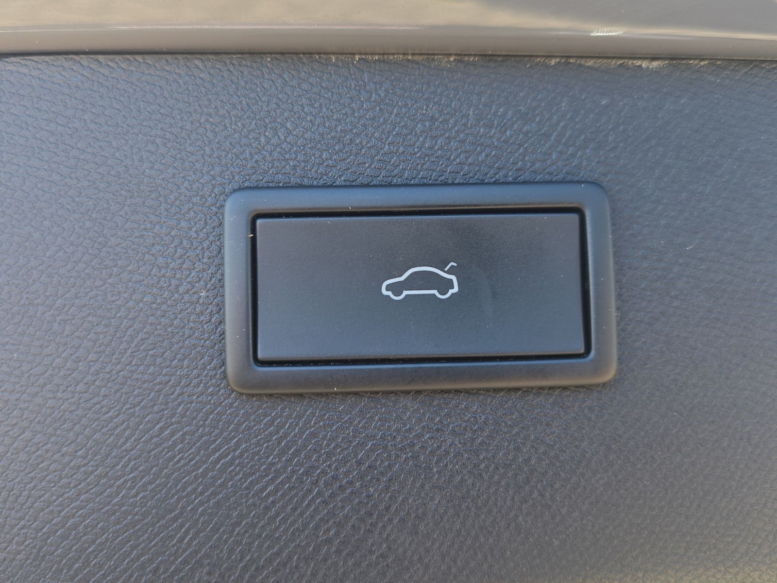 Fahrzeugabbildung CUPRA Formentor VZ 2.0TSI DSG 4Drive LED AHK Navi AID