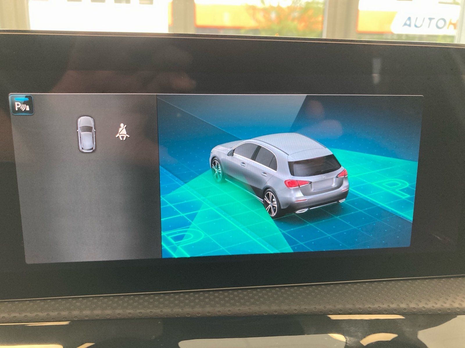 Fahrzeugabbildung Mercedes-Benz A 200 AMG*19"*LED*Kamera*Sound*CarPlay*MBUX-HI*