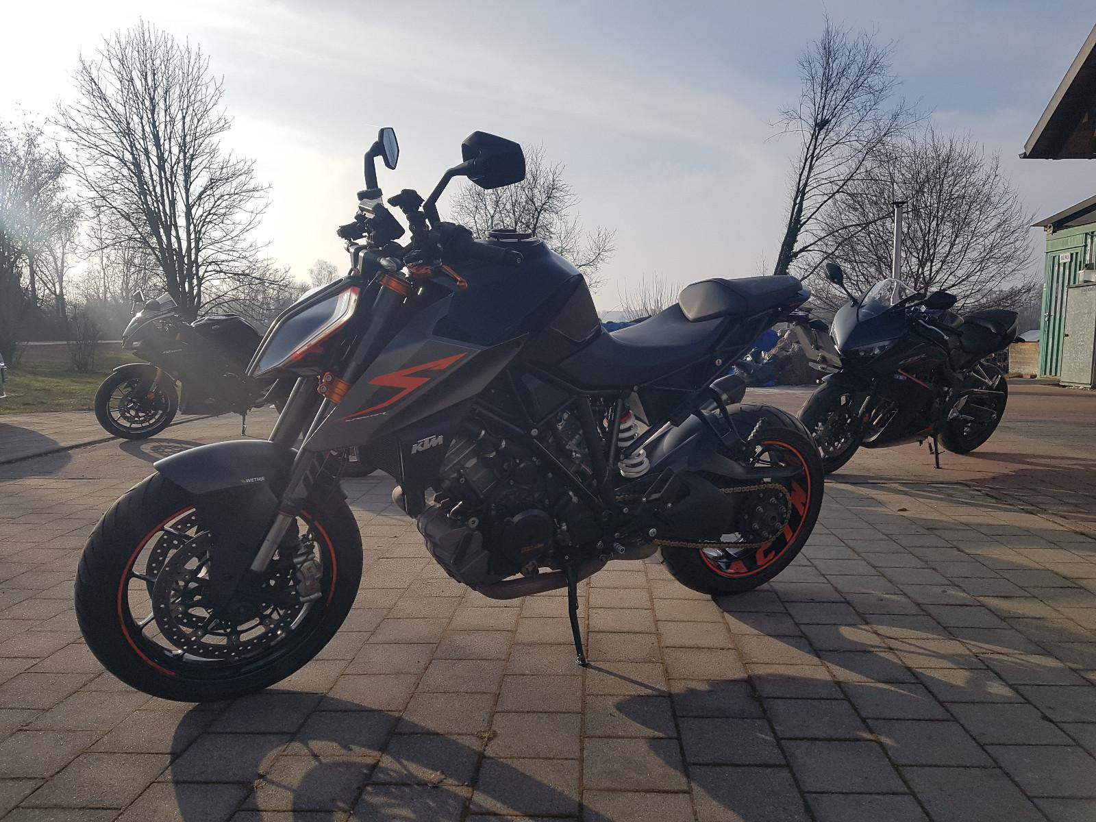 KTM Superduke 1290 R