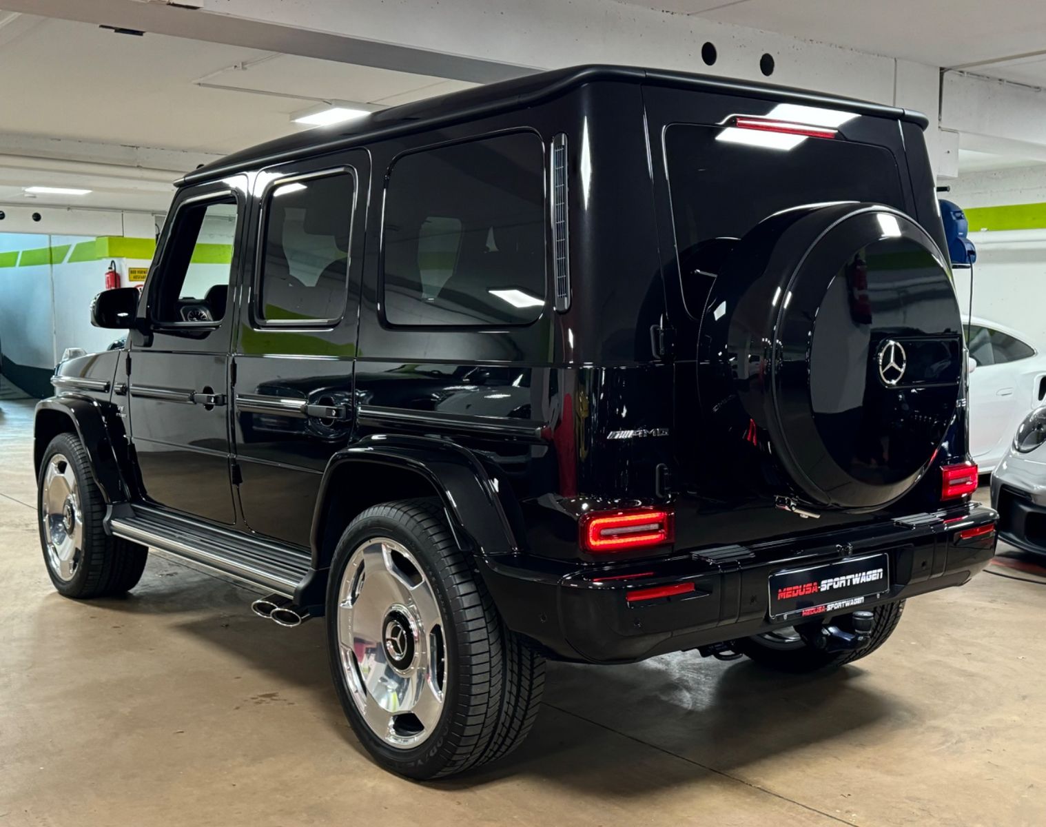 Fahrzeugabbildung Mercedes-Benz G 63 AMG FACELIFT MY25 BURMESTER NIGHTPACK READY