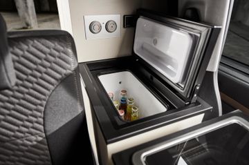 Crosscamp Toyota 2.0 Flex KLIMAAUTOMATIK XENON NAVI ALU