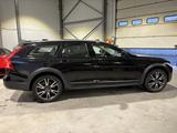 Volvo V90 Cross Country Pro AWD/PANO/19/360/HUP.D/MALU - schwarze Volvo V90 Cross Country