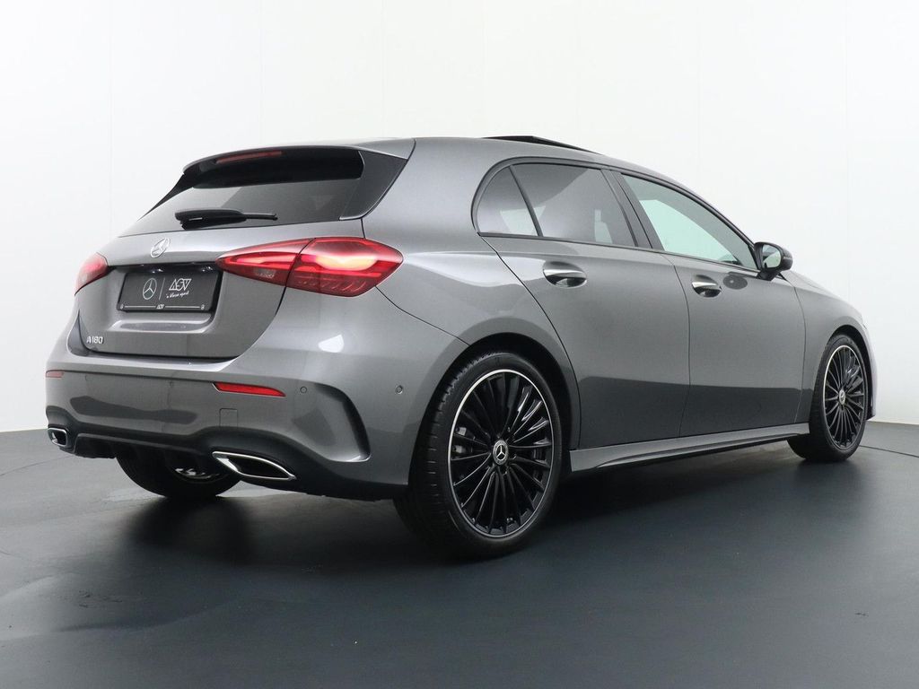 Mercedes-Benz A 180 Star Edition AMG Line | Panorama - Schiebe