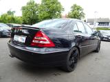 Mercedes-Benz C 200K Sport Edition XENON NAVI LEDER SHZ PDC - Mercedes-Benz C-Class aus 2005