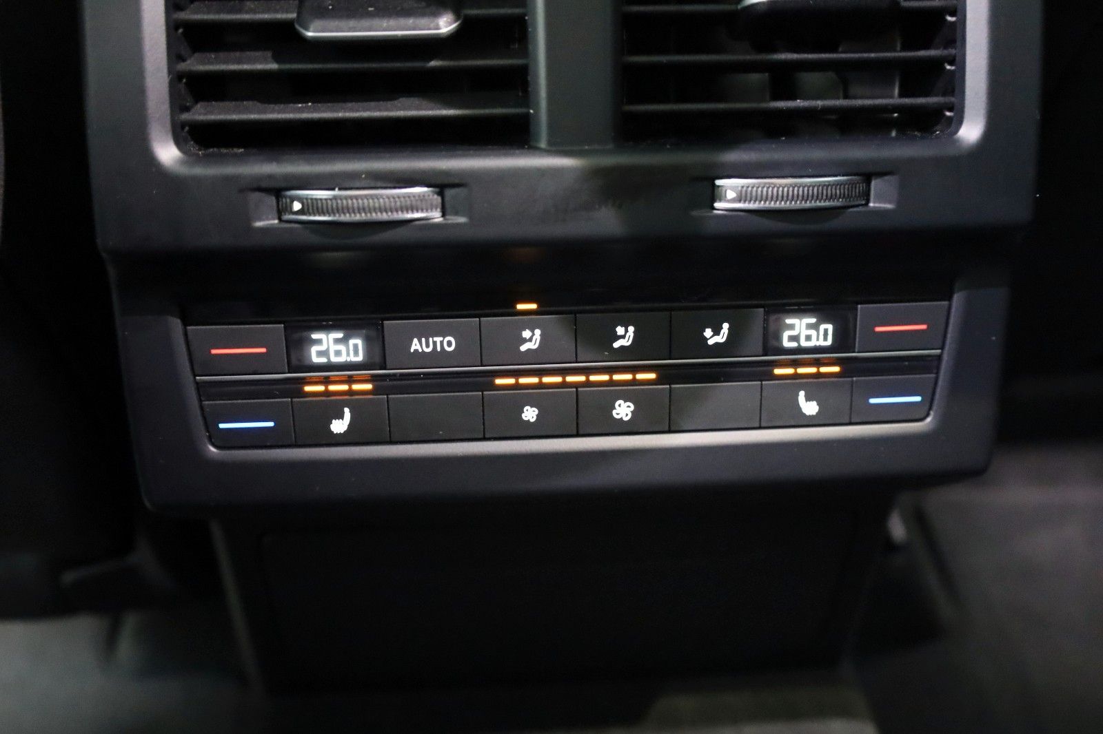 Fahrzeugabbildung Volkswagen Touareg 4M Leder,Navi,LED,4xSH,Kamera,el.AHK