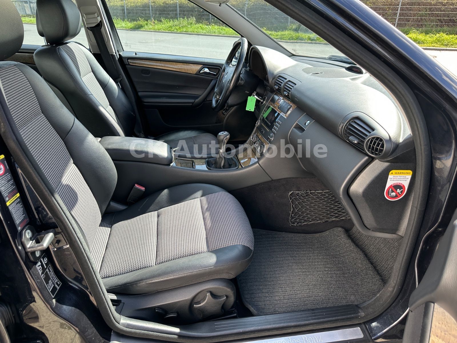 Fahrzeugabbildung Mercedes-Benz C 200 C T-Modell Kompressor Avantgarde/Xenon/PDC