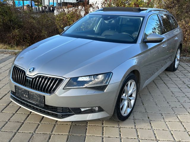 Skoda Superb 2.0 TDI Combi Style 4x4 DSG*PANO*LEDER*