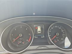 VW Passat 2.0 TDI Business AHK LED Navi Massage. Ap