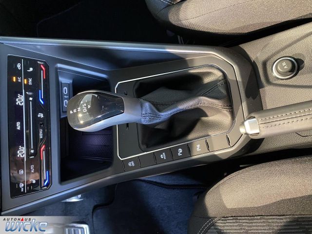 Taigo 1.0 TSI DSG R-Line NAVI KLIMA LED AHK